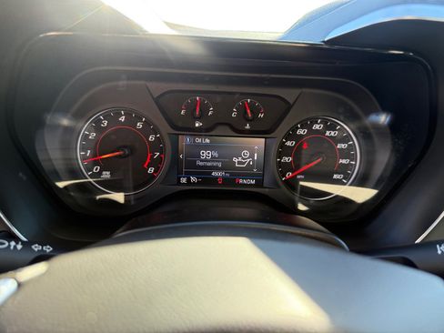 Used 2023 Chevrolet Camaro LT image 11