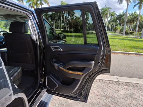 Used 2017 GMC Yukon Denali w/ Open Road Package image 35