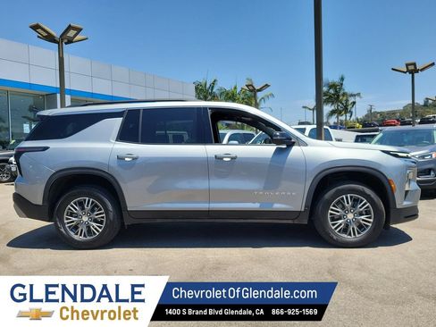 Certified 2024 Chevrolet Traverse LT AWD/4WD image 10