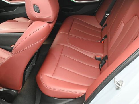 Used 2023 BMW 330i xDrive Sedan w/ M Sport Package image 22