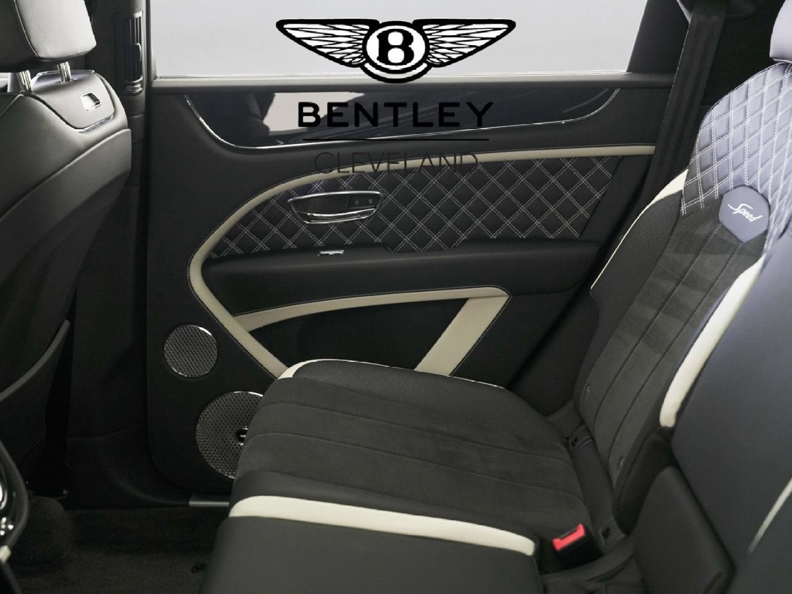 Used 2023 Bentley Bentayga Speed AWD/4WD image 20