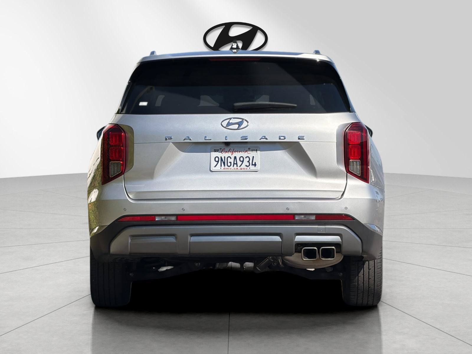 Used 2025 Hyundai Palisade SEL FWD image 4