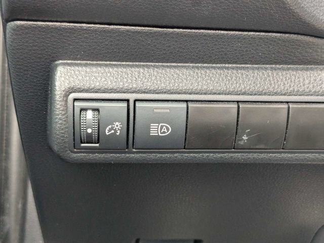 Used 2024 Toyota Corolla LE FWD image 20