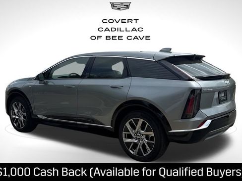 New 2026 Cadillac Optiq Luxury 2 w/ LPO, Floor Liner Package image 6