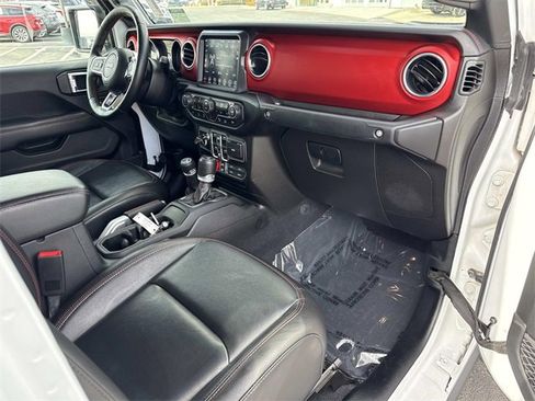 Used 2020 Jeep Gladiator Rubicon image 12