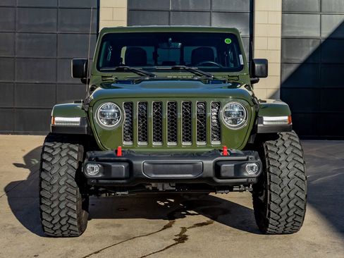 Used 2022 Jeep Gladiator Rubicon w/ LED Lighting Group image 2