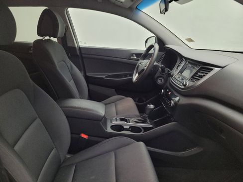 Used 2018 Hyundai Tucson SE image 21