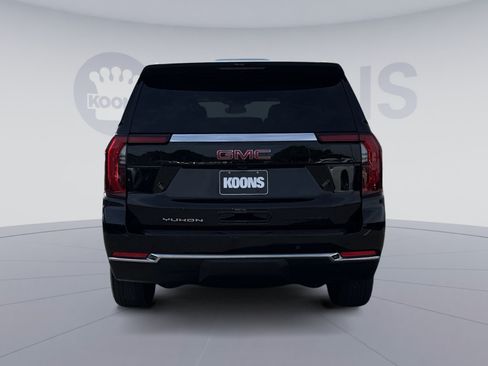 Used 2025 GMC Yukon Elevation AWD/4WD image 5