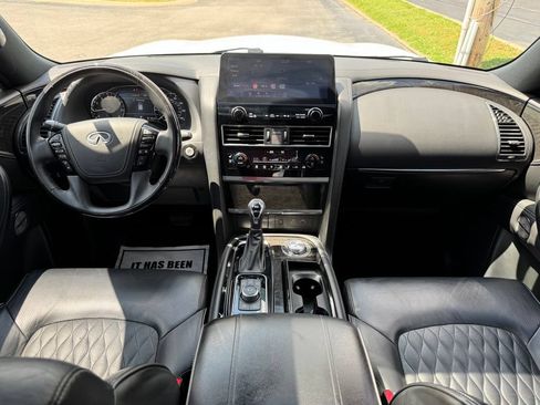 Used 2023 INFINITI QX80 Sensory w/ Cargo Package AWD/4WD image 19