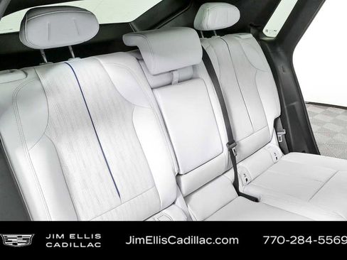 New 2026 Cadillac Lyriq Premium Luxury image 22