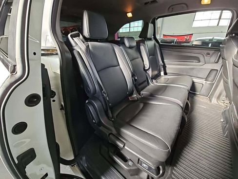 Used 2022 Honda Odyssey Touring image 13