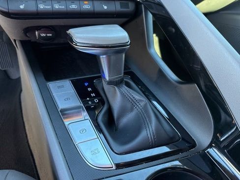 Used 2022 Hyundai Elantra SEL w/ Convenience Package image 11