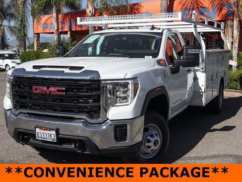 Used 2022 GMC Sierra 3500 Pro w/ Convenience Package image 4
