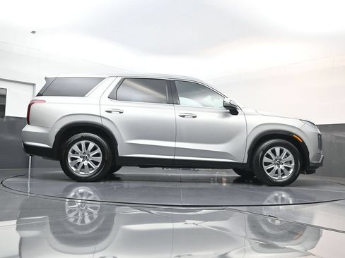 Used 2025 Hyundai Palisade SEL FWD image 23