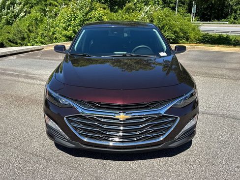 Used 2021 Chevrolet Malibu LT FWD image 2