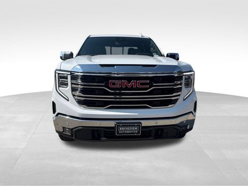 New 2026 GMC Sierra 1500 SLT w/ SLT Premium Plus Package AWD/4WD image 19