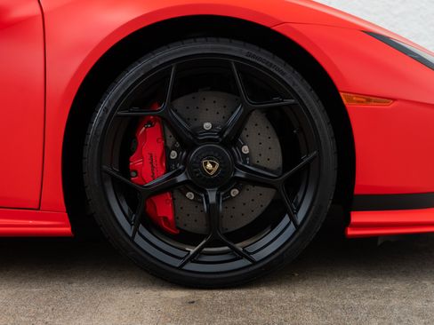 Used 2023 Lamborghini Huracan Tecnica RWD image 31