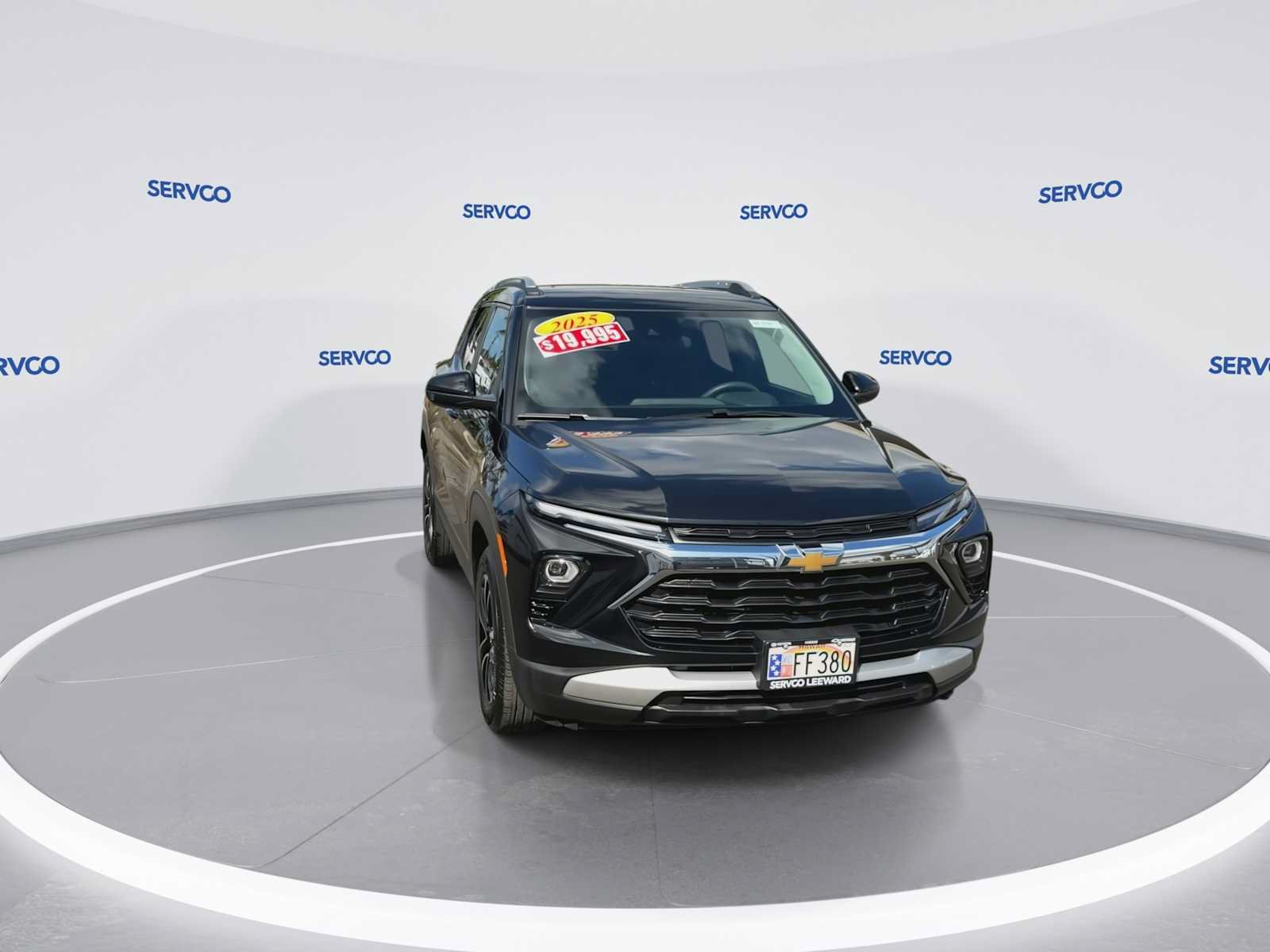Used 2025 Chevrolet TrailBlazer LT FWD image 3