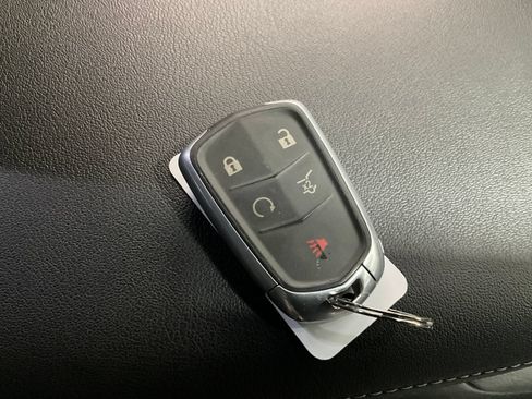 Used 2020 Cadillac XT5 Premium Luxury AWD/4WD image 12
