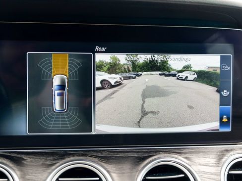 Used 2018 Mercedes-Benz E 400 4MATIC Wagon image 56