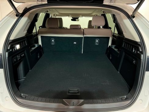 Used 2025 MAZDA CX-70 Plug-In Hybrid w/ Premium Pkg image 23