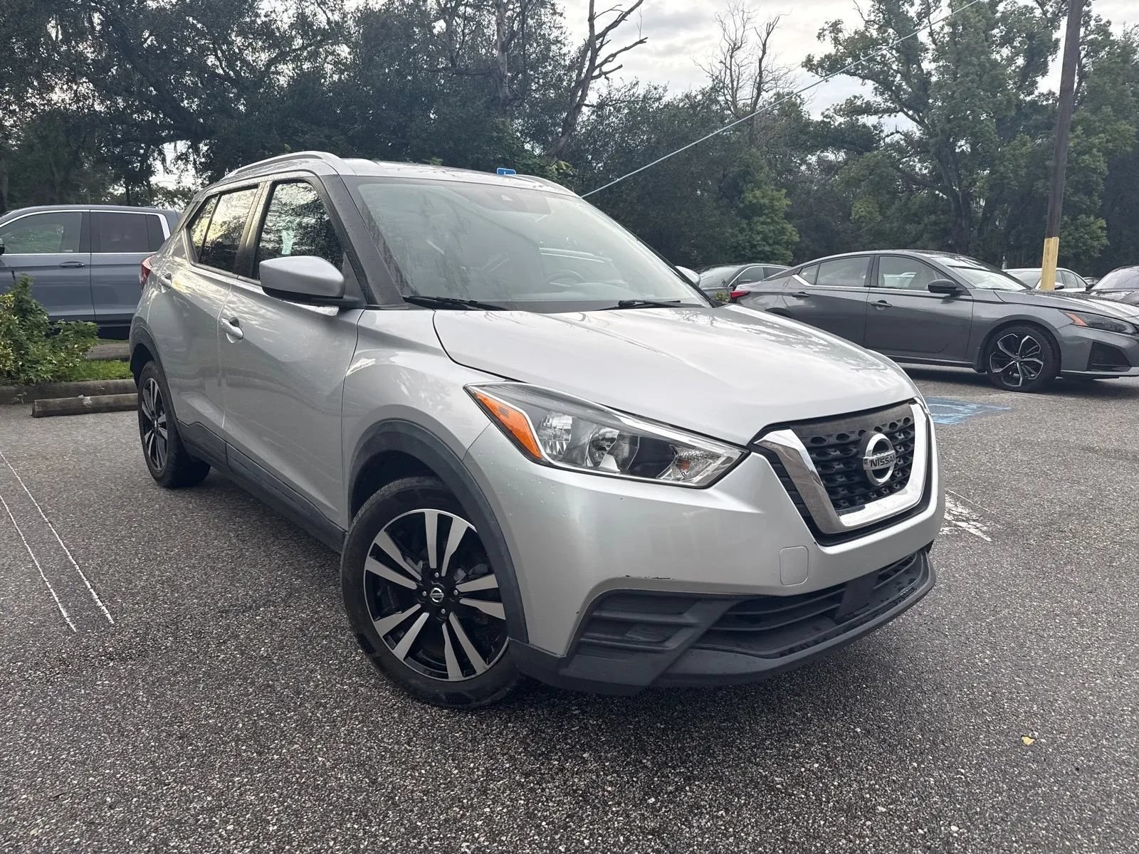 Used 2020 Nissan Kicks SV FWD image 6