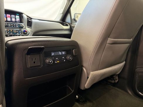 Used 2016 Chevrolet Tahoe LT w/ Luxury Package image 18