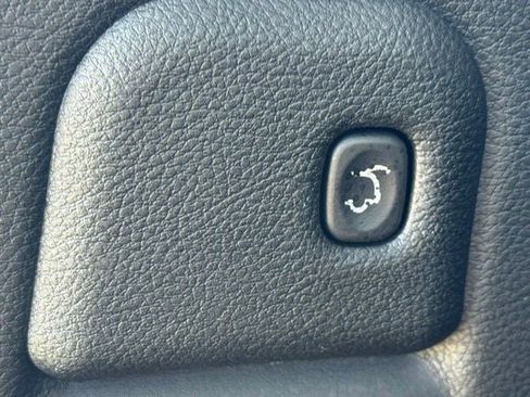 Used 2018 Jeep Grand Cherokee Altitude image 29