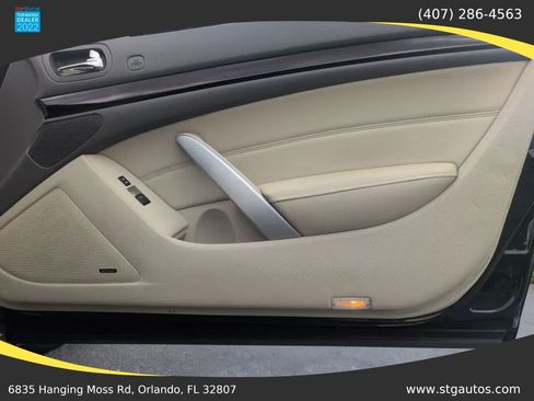 Used 2015 INFINITI Q60 Convertible w/ Premium Package RWD image 23