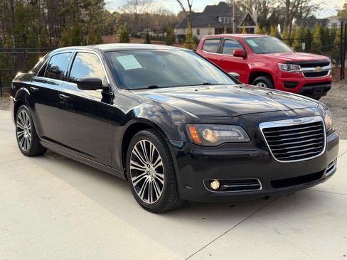 Used 2013 Chrysler 300 S image 1