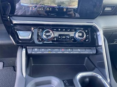 New 2026 GMC Sierra 3500 Denali w/ Denali Reserve Package image 21