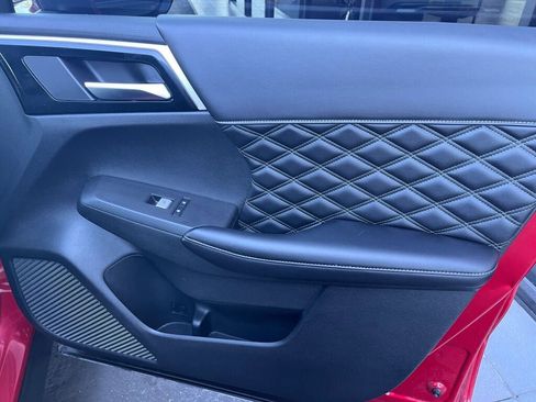 Used 2022 Mitsubishi Outlander SEL image 27