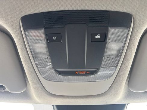 Used 2021 Kia Seltos S FWD image 26