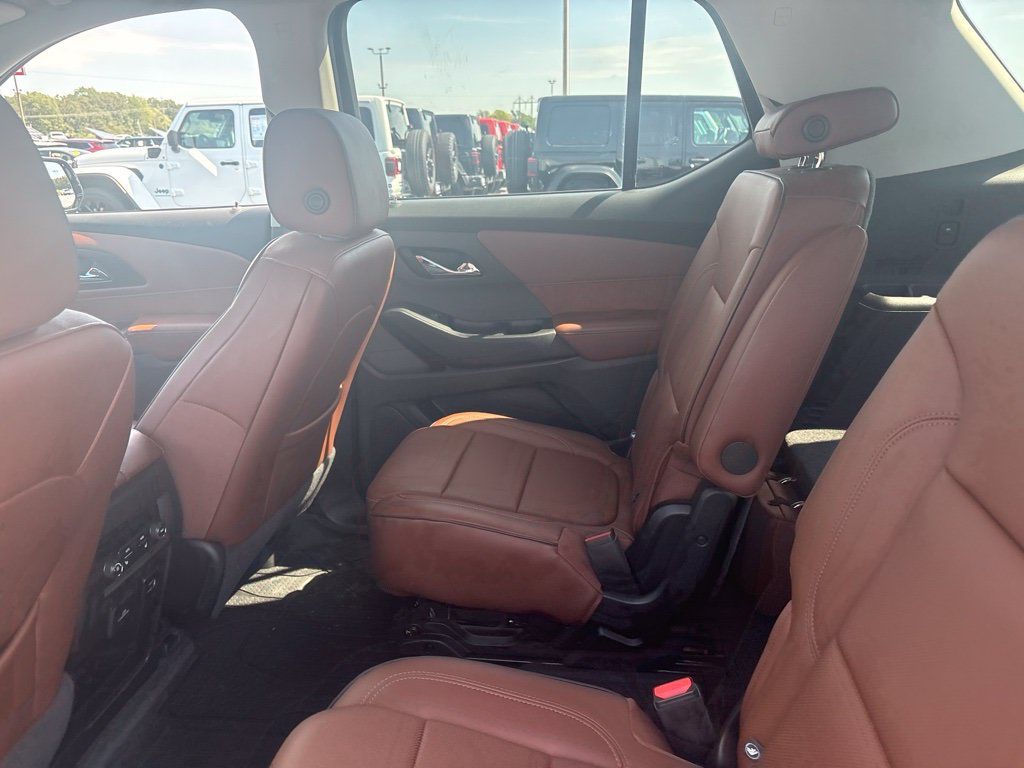 Used 2018 Chevrolet Traverse High Country AWD/4WD image 17
