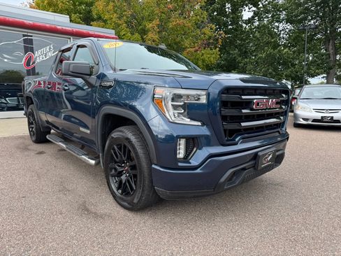 Used 2019 GMC Sierra 1500 Elevation w/ Elevation Value Package AWD/4WD image 2