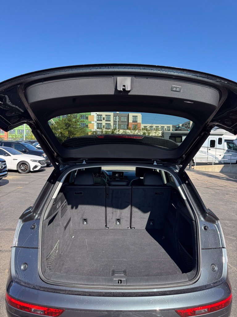 Used 2018 Audi Q5 2.0T Premium Plus w/ Premium Plus Package AWD/4WD image 5