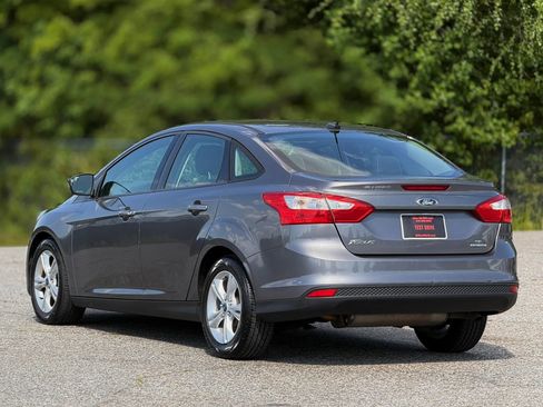 Used 2013 Ford Focus SE image 10