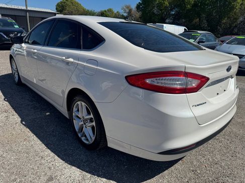 Used 2013 Ford Fusion SE image 6