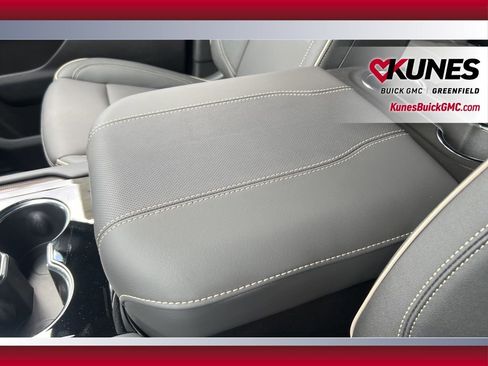 New 2026 GMC Yukon XL Elevation image 28