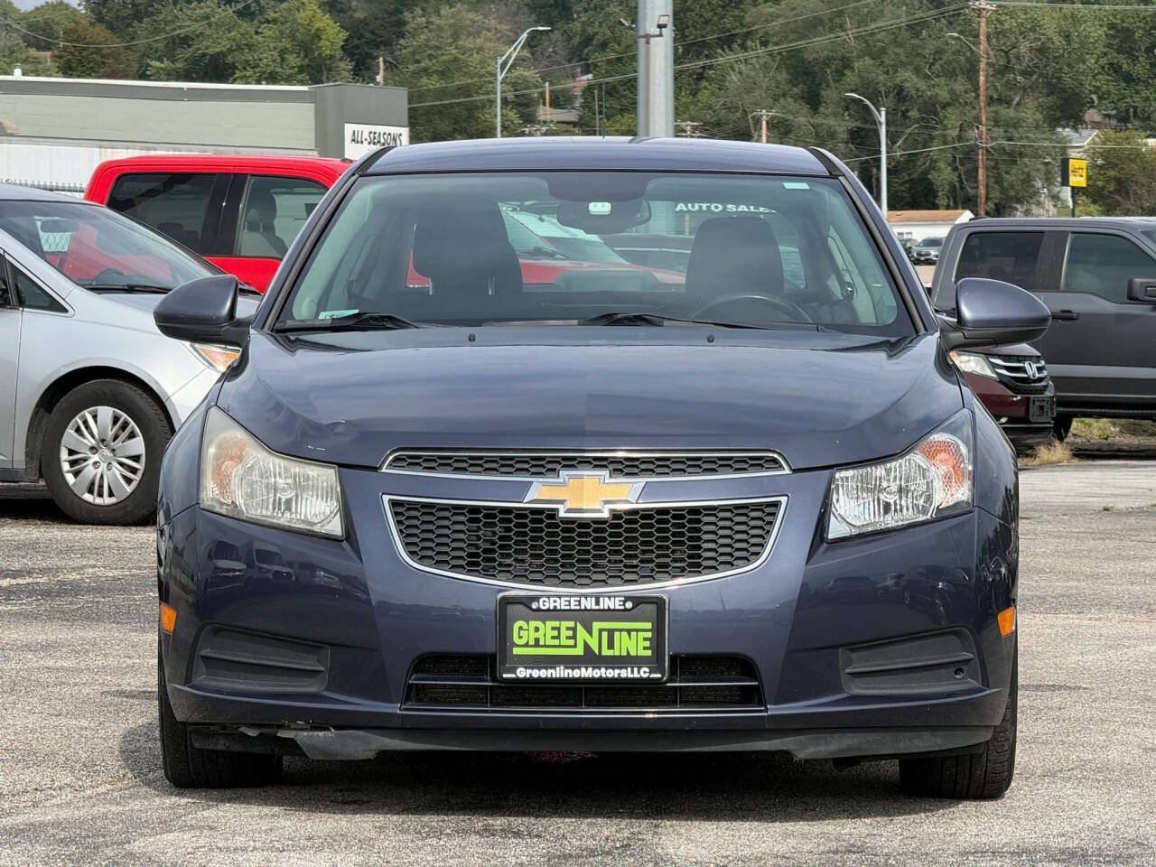 Used 2014 Chevrolet Cruze LT FWD image 3