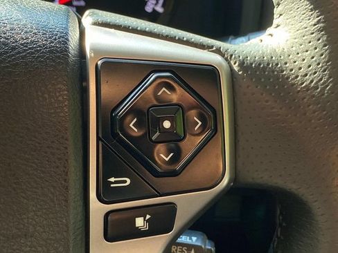 Used 2021 Toyota 4Runner SR5 Premium RWD image 19