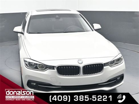 Used 2018 BMW 330i Sedan image 3