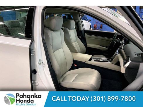 Used 2021 Honda Accord EX image 6