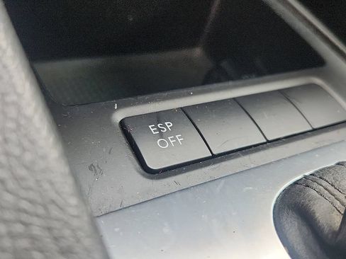 Used 2009 Volkswagen Jetta SE FWD image 21
