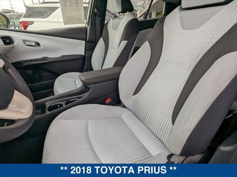 Used 2018 Toyota Prius Two image 13