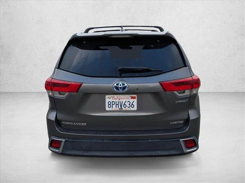 Used 2019 Toyota Highlander Limited image 6