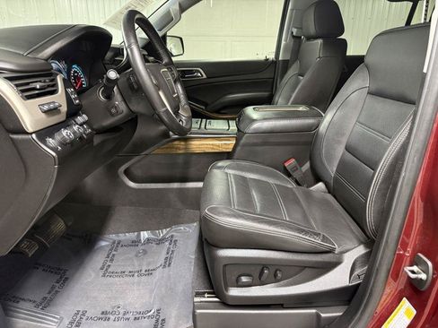 Used 2019 GMC Yukon XL Denali w/ Denali Ultimate Package AWD/4WD image 14