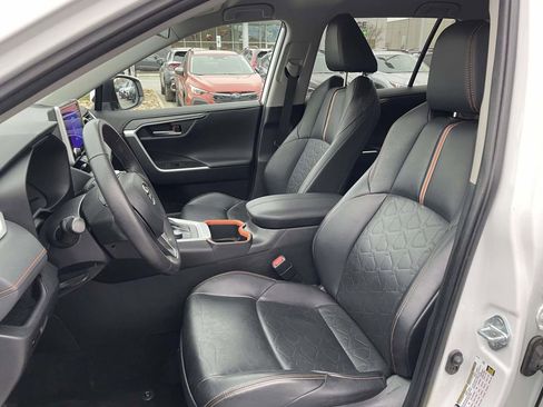 Used 2024 Toyota RAV4 Adventure image 8