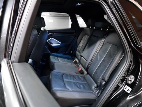 Used 2021 Audi Q3 2.0T Premium w/ Convenience Package image 22