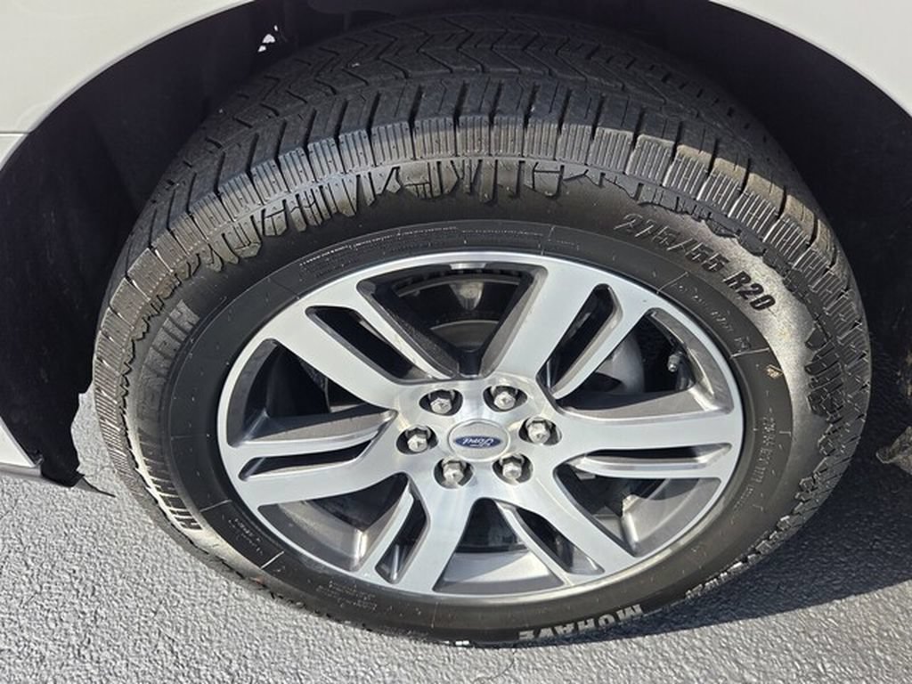 Used 2024 Ford Expedition Limited RWD image 18